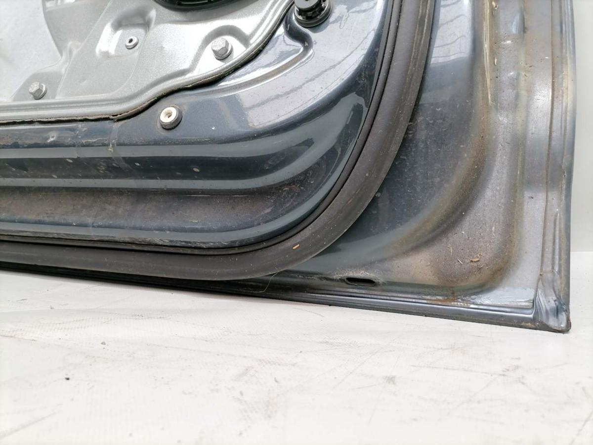 VW Polo 9N3 original T&uuml;r vorn links LC7V Anthrazitblau 3-T&uuml;rer Rohbau Bj.2009